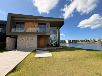 Sobrado com 6 Quartos à venda, 280m² no Remanso, Xangri-lá