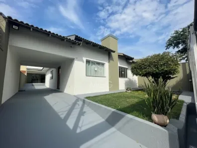 Casa com 3 Quartos à venda, 220m² no Brasília, Londrina