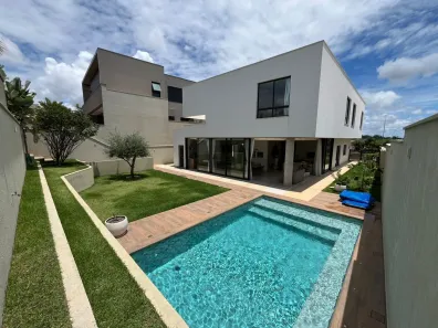 Casa de Condomínio com 4 Quartos à venda, 350m² no Jardins Itália, Goiânia