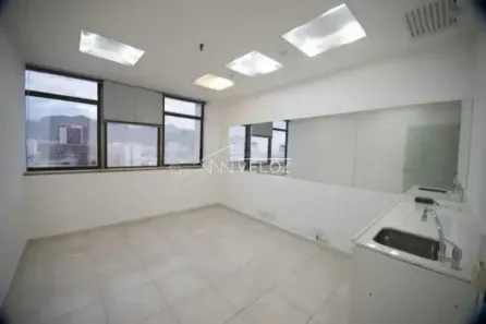Sala Comercial com 3 Quartos à venda, 90m² no Ipanema, Rio de Janeiro