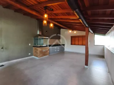 Imóvel Comercial para alugar, 200m² no Centro, Atibaia
