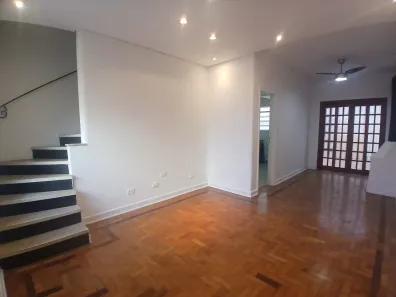 Casa com 2 Quartos para alugar, 111m² no Pinheiros, São Paulo