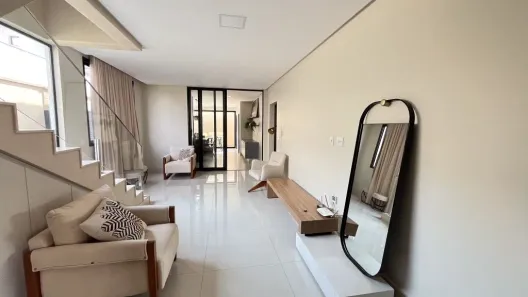 Sobrado com 4 Quartos à venda, 220m² no Jardins Bolonha, Senador Canedo