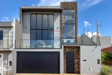 Casa com 3 Quartos à venda, 242m² no Centro, Botucatu