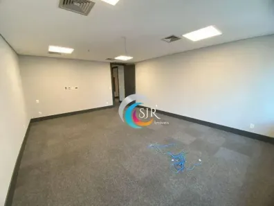 Sala Comercial para alugar, 158m² no Itaim Bibi, São Paulo