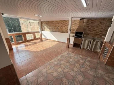 Casa com 2 Quartos para alugar, 350m² no Jardim Santa Clara, Embu das Artes