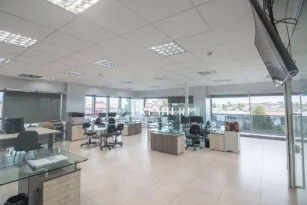 Sala Comercial para alugar, 342m² no Boqueirão, Curitiba