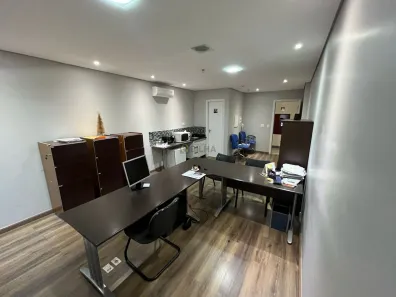 Imóvel Comercial com 1 Quarto para venda ou aluguel, 43m² no Gleba Fazenda Palhano, Londrina