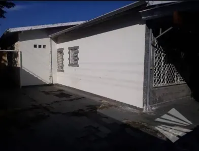 Casa com 2 Quartos à venda, 180m² no Jardim dos Estados, Taubaté