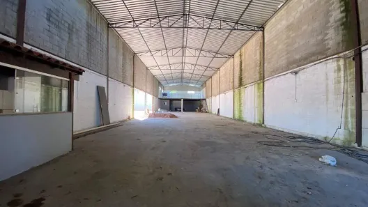 Galpão/Depósito/Armazém para alugar, 1300m² no Tijuca, Contagem