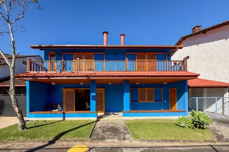 Casa de Condomínio com 4 Quartos à venda, 290m² no Carlos Guinle, Teresópolis
