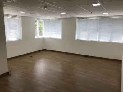 Sala Comercial para venda ou aluguel, 108m² no Cidade Monções, São Paulo