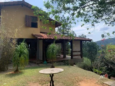 Casa com 3 Quartos à venda, 250m² no Cuiabá, Petrópolis