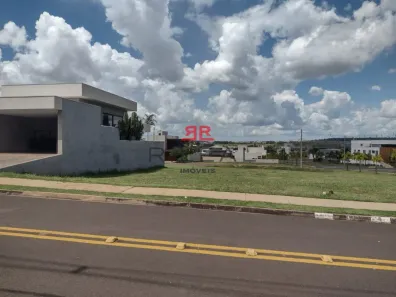 Lote/Terreno à venda, 379m² no Samambaia Parque Residencial, Bauru