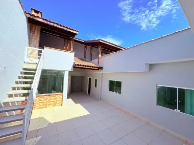 Casa com 3 Quartos para alugar, 260m² no Jardim Maringá, São Paulo