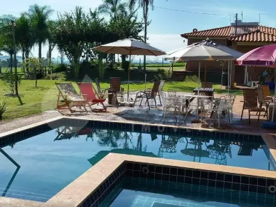 Fazenda/Sítio com 3 Quartos à venda, 190m² no Cruzeiro dos Peixotos, Uberlândia