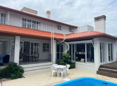 Casa com 3 Quartos à venda, 450m² no João Paulo, Florianópolis
