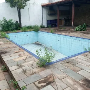 Imóvel Comercial com 7 Quartos para alugar, 555m² no Nova Campinas, Campinas