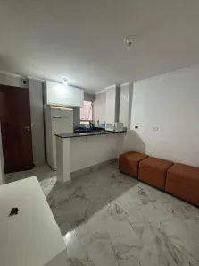 Kitnet com 1 Quarto à venda, 32m² no Aviação, Praia Grande