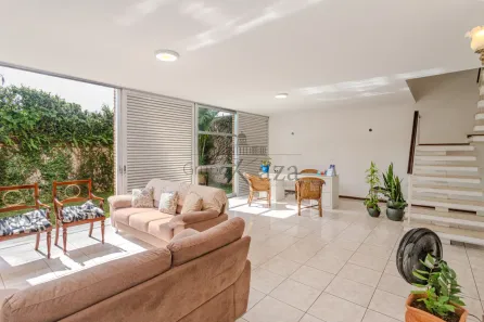 Sobrado com 4 Quartos à venda, 225m² no Planalto Paulista, São Paulo
