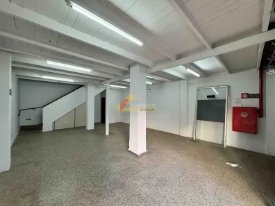 Ponto Comercial para alugar, 238m² no Vila Belo Horizonte, Divinópolis
