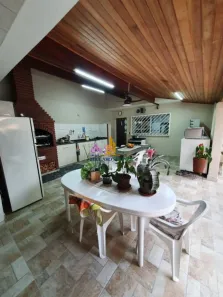 Casa com 3 Quartos à venda, 300m² no Vila Galvão, Guarulhos