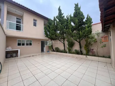 Sobrado com 3 Quartos para venda ou aluguel, 180m² no Santa Paula, São Caetano do Sul