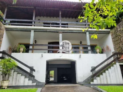 Casa com 4 Quartos à venda, 761m² no Pitangueiras, Guarujá