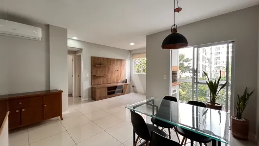 Apartamento com 2 Quartos para alugar, 68m² no Floresta, Joinville