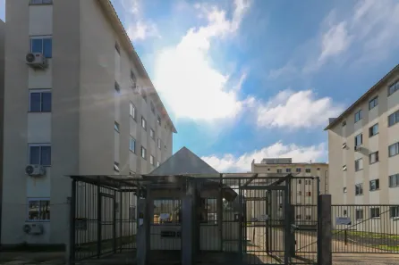 Apartamento com 2 Quartos para alugar, 49m² no Olaria, Canoas