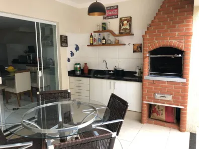 Casa com 3 Quartos à venda, 172m² no Jardim Caxambu, Piracicaba