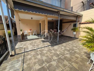 Casa de Condomínio com 3 Quartos à venda, 219m² no Higienópolis, Rio de Janeiro