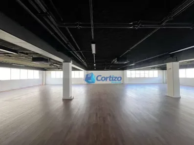 Sala Comercial para alugar, 2000m² no Vila das Hortências, Jundiaí