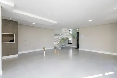 Casa de Condomínio com 3 Quartos à venda, 222m² no Santa Cândida, Curitiba
