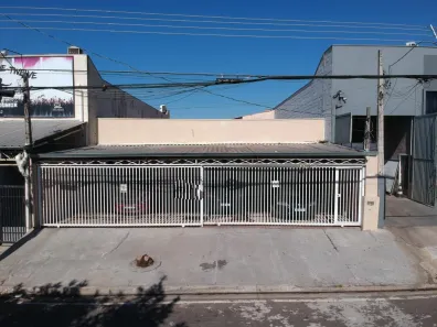 Sobrado com 4 Quartos à venda, 222m² no Jardim do Trevo, Campinas
