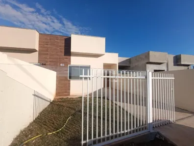 Casa com 2 Quartos para alugar, 55m² no Uvaranas, Ponta Grossa