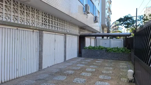 Apartamento com 2 Quartos para alugar, 130m² no José Menino, Santos