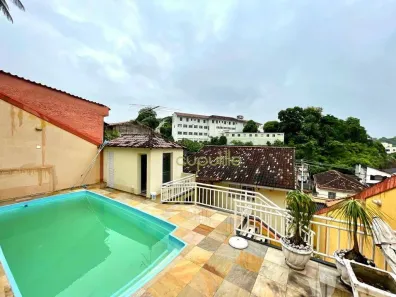 Casa com 4 Quartos à venda, 220m² no São Lourenço, Niterói
