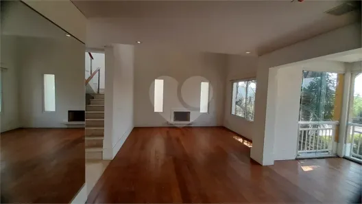 Casa de Condomínio com 3 Quartos à venda, 280m² no Bosque do Vianna, Cotia