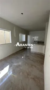 Casa com 2 Quartos à venda, 53m² no São Jorge, Uberlândia