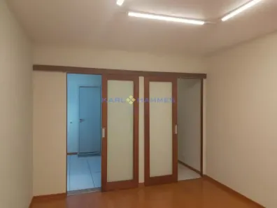 Sala Comercial para alugar, 30m² no Centro, Petrópolis
