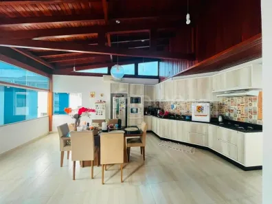 Apartamento com 3 Quartos à venda, 130m² no Itacorubi, Florianópolis