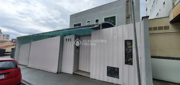Prédio Comercial para alugar, 590m² no Praia Comprida, São José