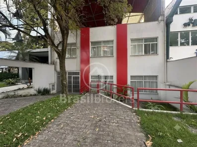 Imóvel Comercial com 4 Quartos à venda, 480m² no Barra Olímpica, Rio de Janeiro