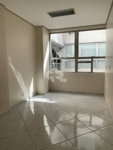 Sala Comercial à venda, 35m² no Floresta, Porto Alegre