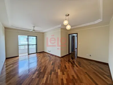 Apartamento com 3 Quartos para alugar, 98m² no Zona 07, Maringá