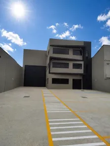 Galpão/Depósito/Armazém para alugar, 550m² no Boqueirão, Curitiba