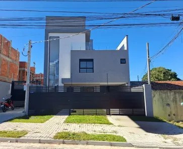 Sobrado com 3 Quartos à venda, 142m² no Uberaba, Curitiba