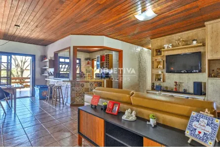 Casa com 2 Quartos à venda, 165m² no Hípica, Porto Alegre