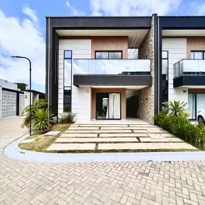 Sobrado com 4 Quartos à venda, 130m² no Tamatanduba, Eusébio